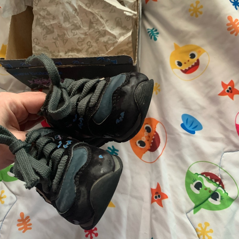 New Balance Sesame Street Infant 6c Sneakers - Picture 8 of 9